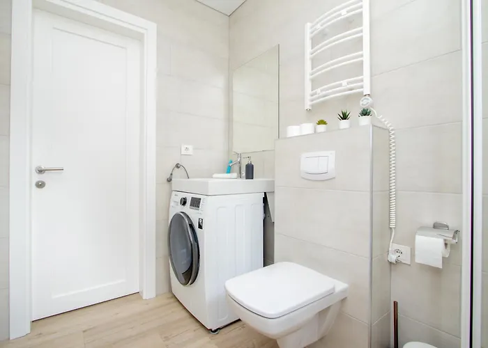 Sunny Pines דירה